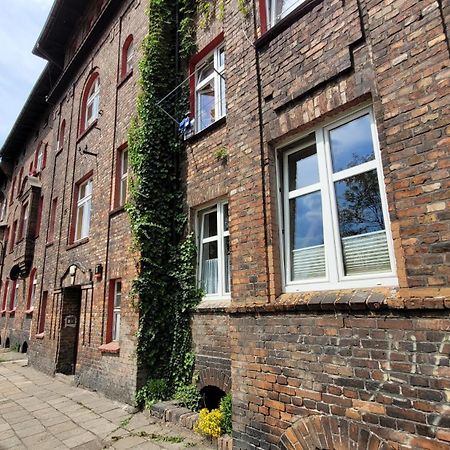 Apartament Zlote Zdzadlo Nikiszowiec คาโตวีตเซ ภายนอก รูปภาพ