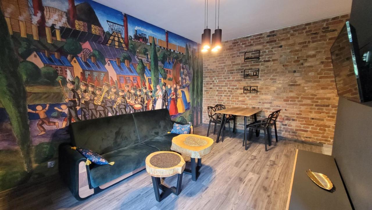 Apartament Zlote Zdzadlo Nikiszowiec คาโตวีตเซ ภายนอก รูปภาพ
