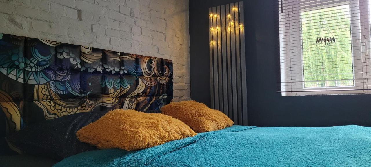 Apartament Zlote Zdzadlo Nikiszowiec คาโตวีตเซ ภายนอก รูปภาพ